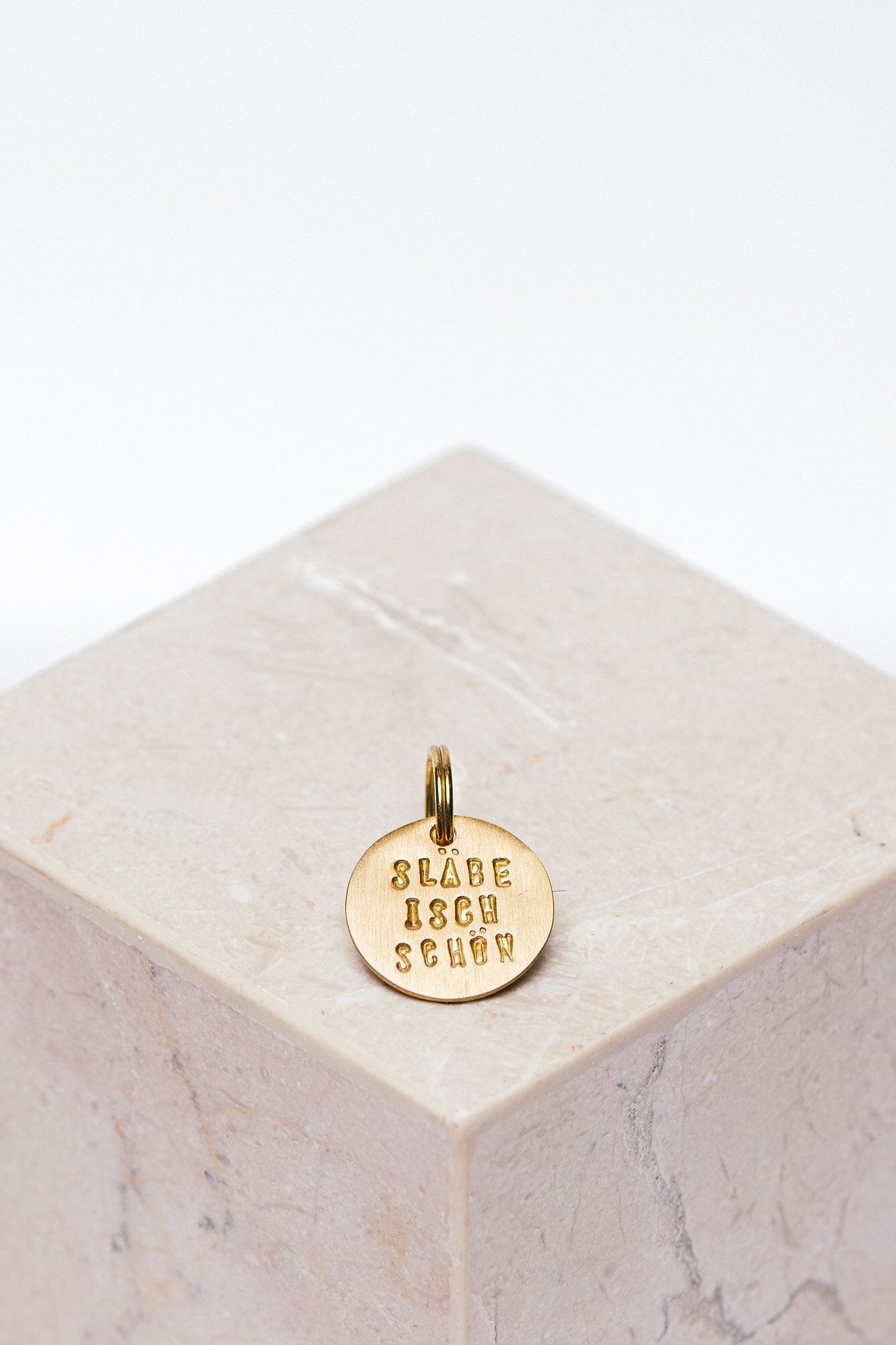 key - mini tag - s'läbe isch schön - collab zürich